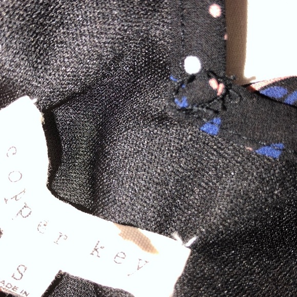 COPPER Key size small black floral summer dress - Picture 6 of 7